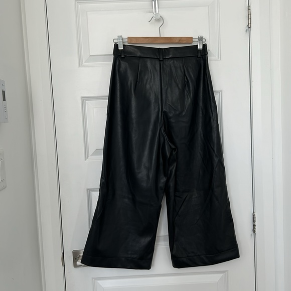 KOTON - Capri cropped wide pants faux leather high rise pants size 10 (UK 8) - Picture 7 of 11